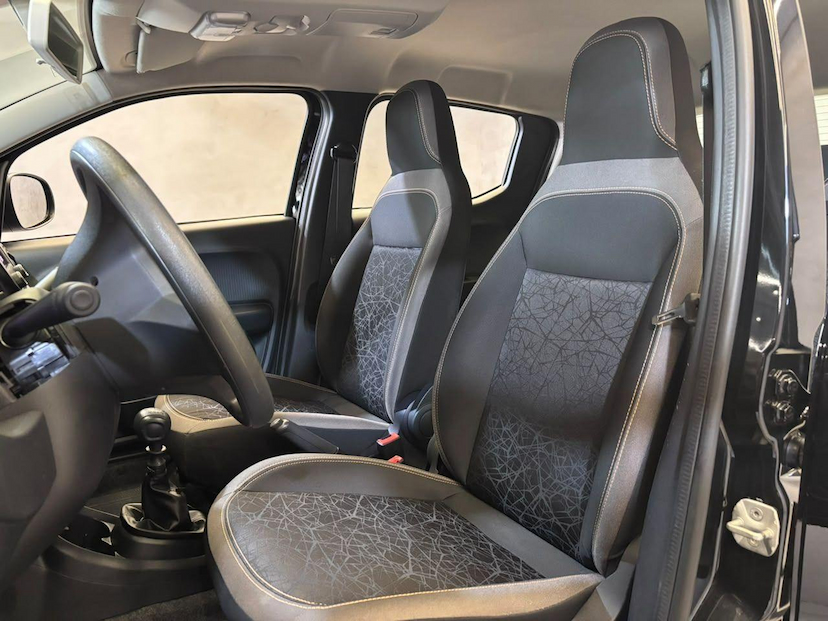Foto do veículo FIAT MOBI  TREKKING 1.0MT 2025 21.308 KM 67.900,00