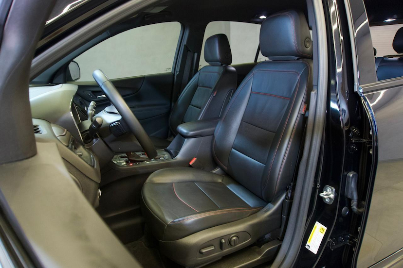 Foto do veículo CHEVROLET EQUINOX  15T RS 2024 25.658 KM 169.900,00