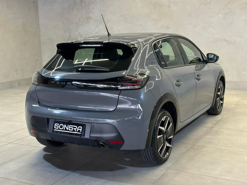 Foto do veículo PEUGEOT 208  GT 1.0 TURBO FLEX 5P AUT. 2025 6.323 KM 116.900,00