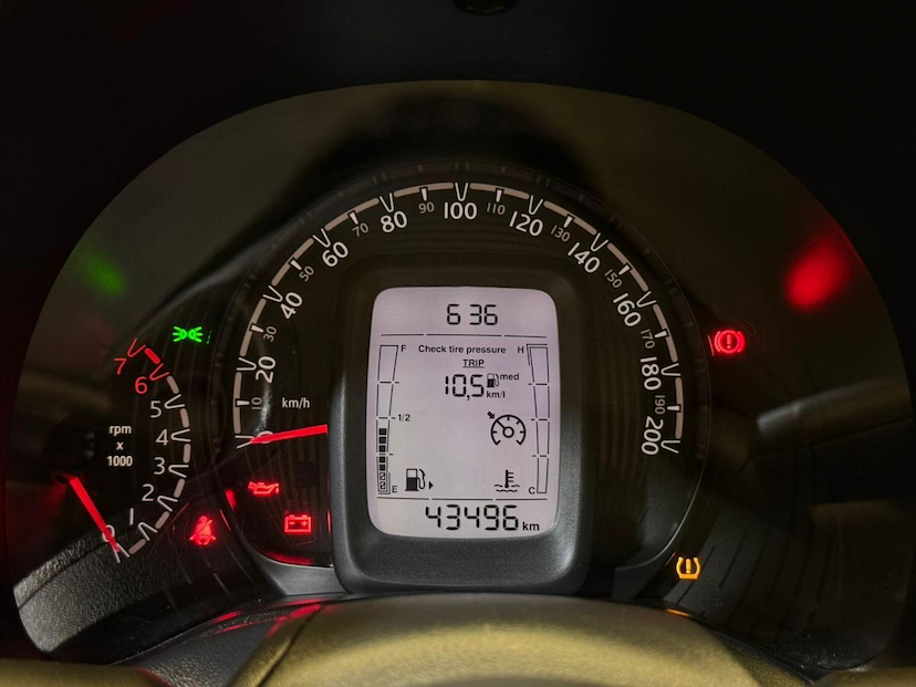 Foto do veículo FIAT MOBI  LIKE 2025 43.419 KM 57.900,00