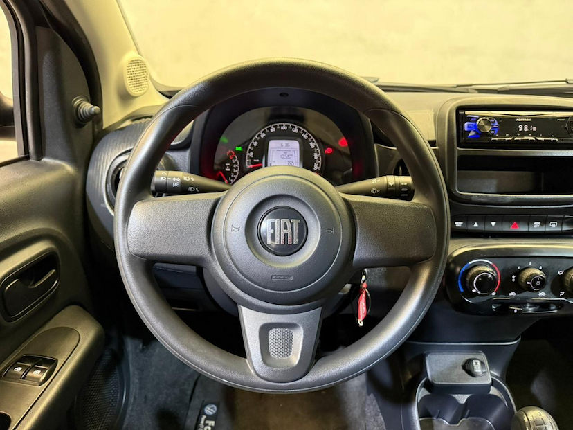 Foto do veículo FIAT MOBI  LIKE 2025 43.419 KM 57.900,00
