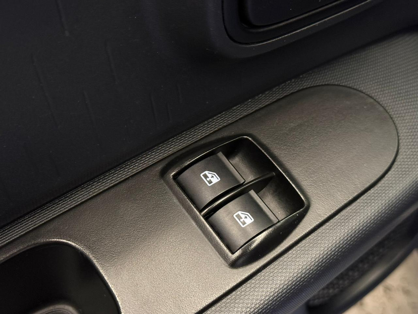 Foto do veículo FIAT MOBI  LIKE 2025 43.419 KM 57.900,00