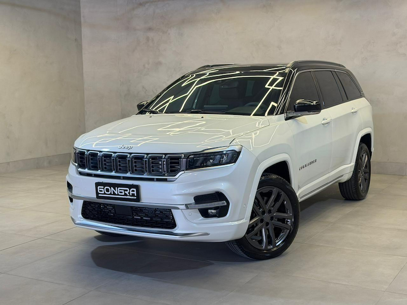Foto do veículo JEEP COMMANDER  OVERLAND HURRIC 2.0 4X4 TB AUT 2025 23.638 KM 209.900,00