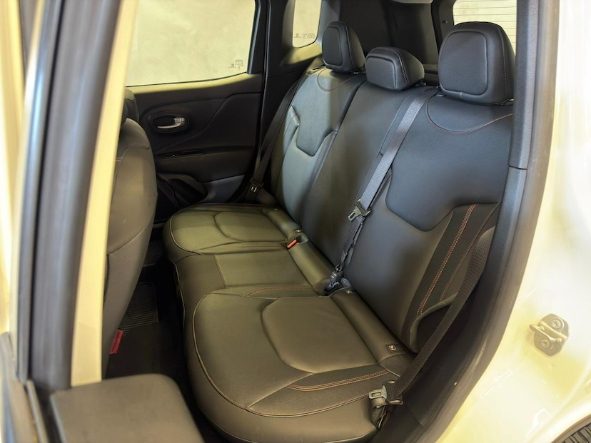 Foto do veículo JEEP RENEGADE  TRAILHAWK T270 1.3 TB FLEX AUT 2025 11.291 KM 131.900,00
