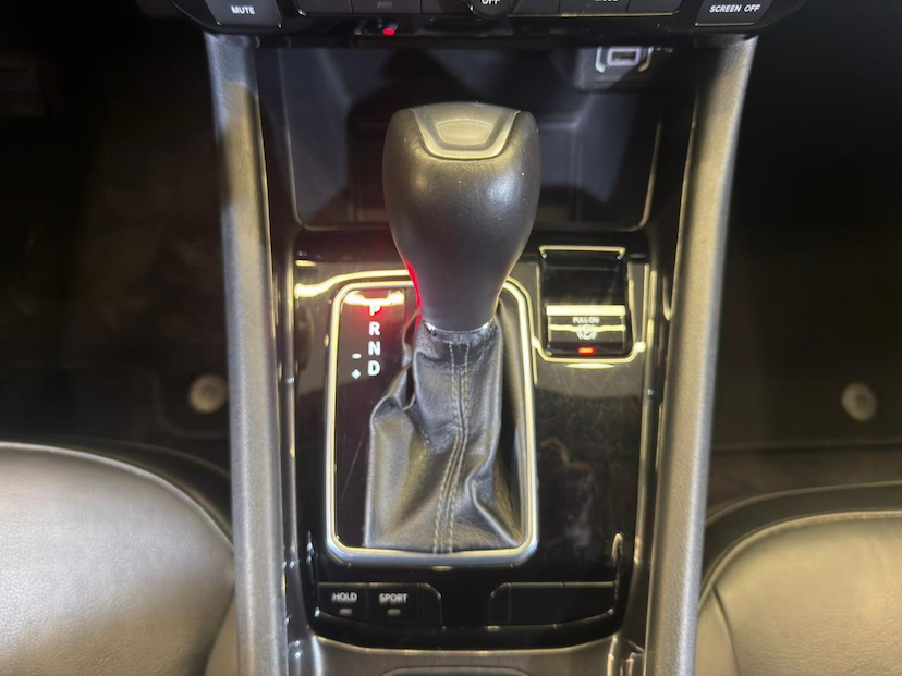 Foto do veículo JEEP COMPASS  LONG TF 2022 56.453 KM 119.900,00