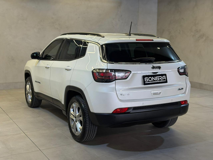 Foto do veículo JEEP COMPASS  LONG TF 2022 56.453 KM 119.900,00