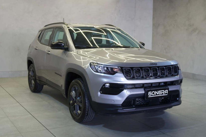 Foto do veículo JEEP COMPASS  LONG. NIG. EAGLE 1.3 4X2 FLEX AUT. 2025 5.728 KM 164.900,00