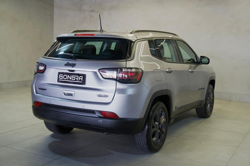 Foto do veículo JEEP COMPASS  LONG. NIG. EAGLE 1.3 4X2 FLEX AUT. 2025 5.728 KM 164.900,00
