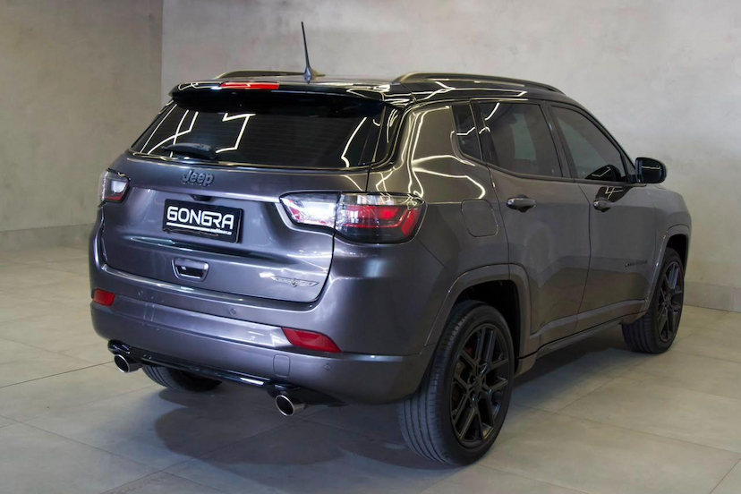 Foto do veículo JEEP COMPASS  BLACK HURRICANE 2.0 4X4 TB AUT 2025 17.755 KM 204.900,00