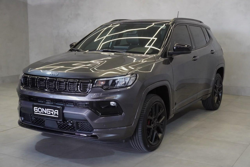 Foto do veículo JEEP COMPASS  BLACK HURRICANE 2.0 4X4 TB AUT 2025 17.755 KM 204.900,00