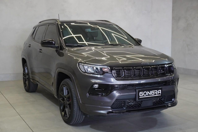 Foto do veículo JEEP COMPASS  BLACK HURRICANE 2.0 4X4 TB AUT 2025 17.755 KM 204.900,00