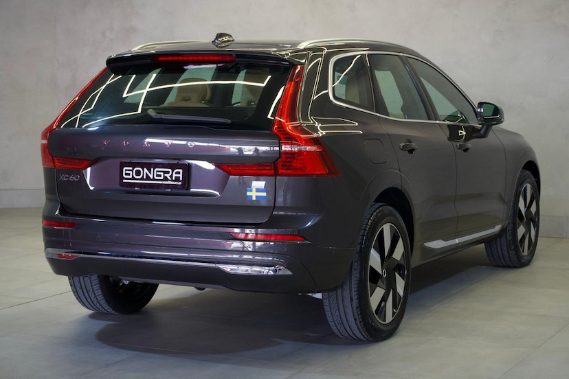 Foto do veículo VOLVO XC60 XC 60 T-8 ULTIMATE 2.0 AWD (HIBRIDO) 2024 36.931 KM 299.900,00