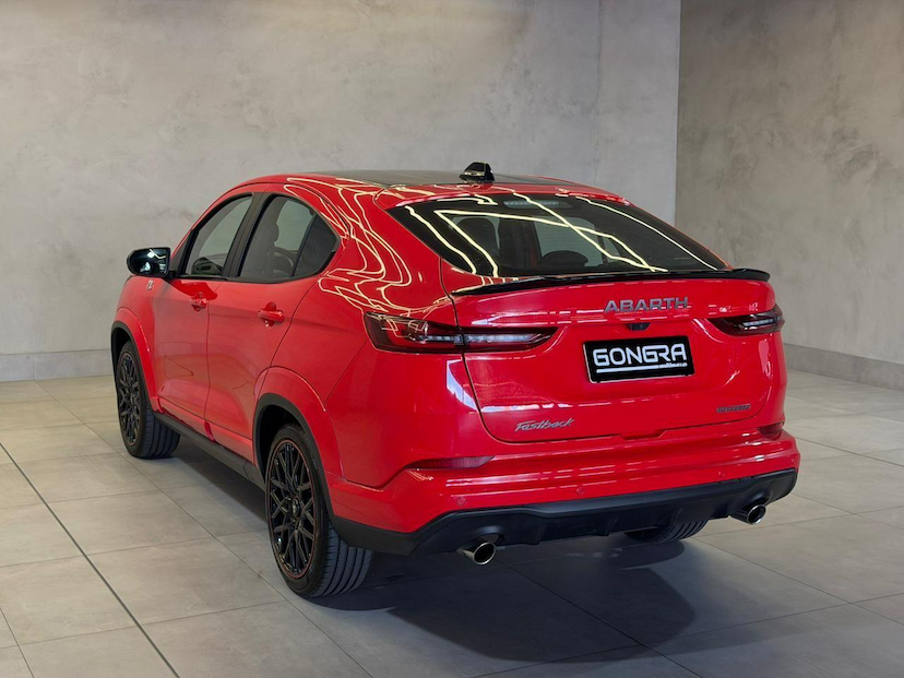 Foto do veículo FIAT FASTBACK  ABARTH 270 2025 4.649 KM 144.900,00