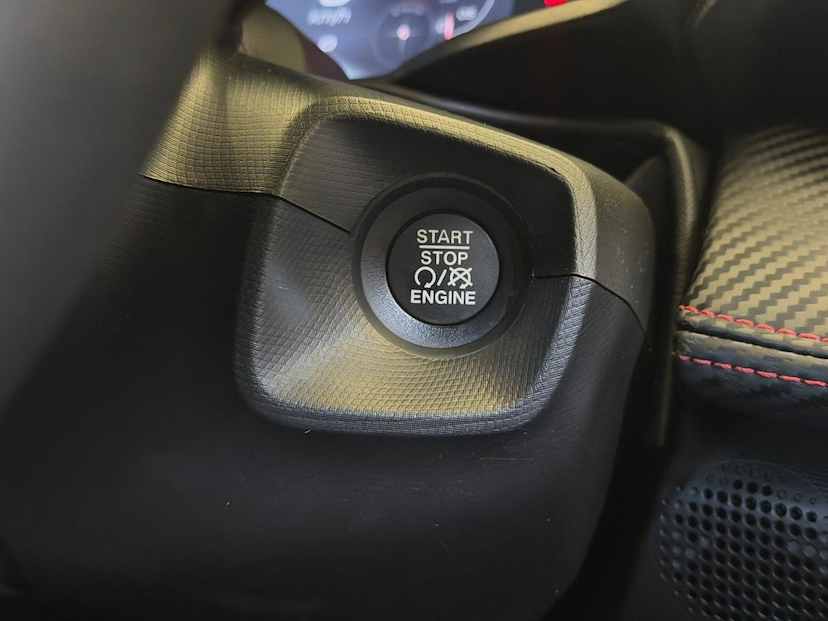 Foto do veículo FIAT FASTBACK  ABARTH 270 2025 4.649 KM 144.900,00