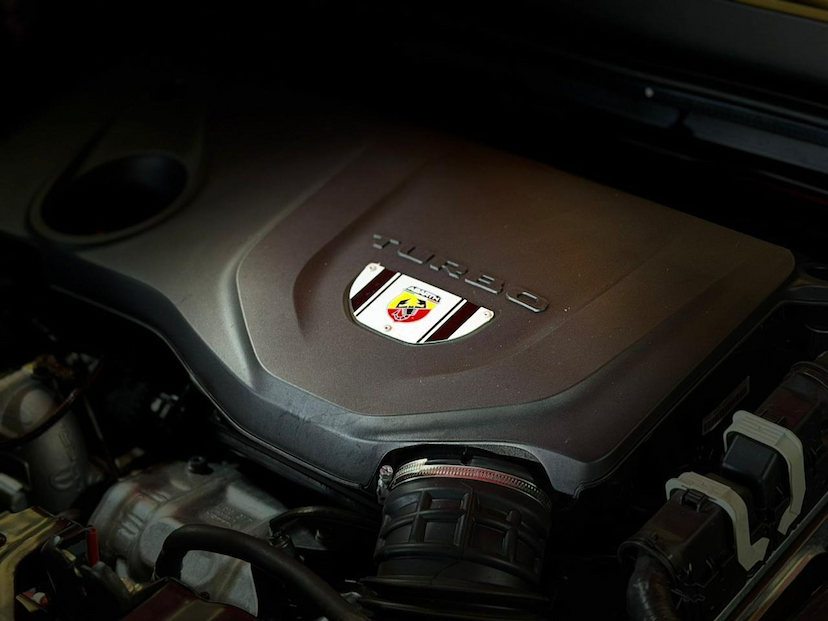 Foto do veículo FIAT FASTBACK  ABARTH 270 2025 4.649 KM 144.900,00