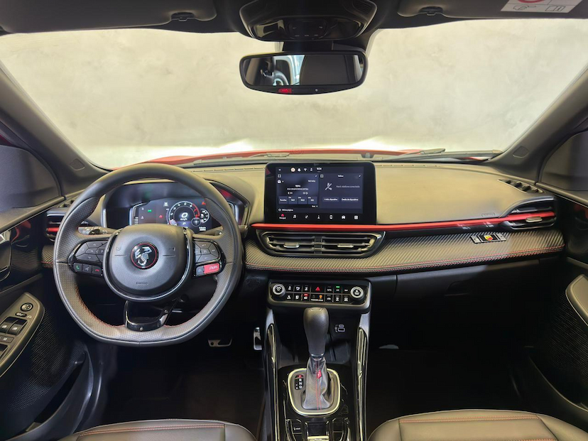 Foto do veículo FIAT FASTBACK  ABARTH 270 2025 4.649 KM 144.900,00