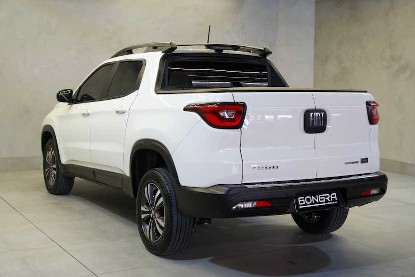 Foto do veículo FIAT TORO  FREED T270 AT6 2025 8.650 KM 136.900,00
