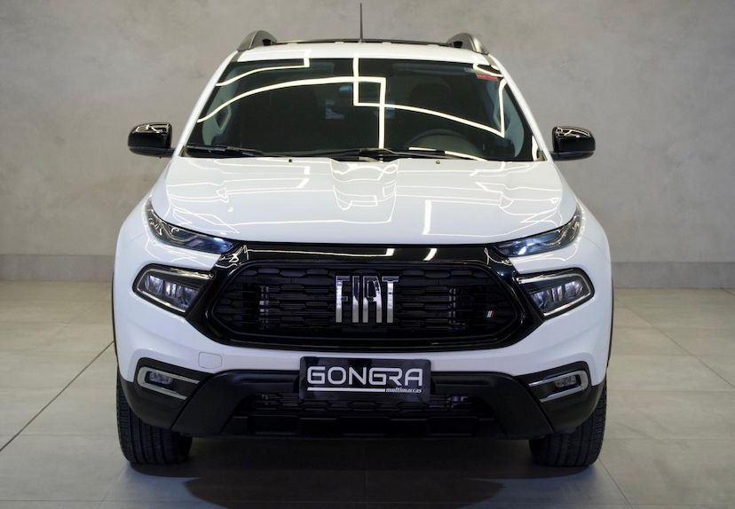 Foto do veículo FIAT TORO  FREED T270 AT6 2025 8.650 KM 136.900,00