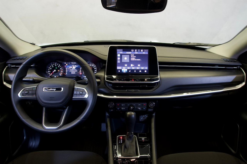 Foto do veículo JEEP COMPASS  SPORT T270 1.3 TB 4X2 FLEX AUT 2025 21.704 KM 126.900,00