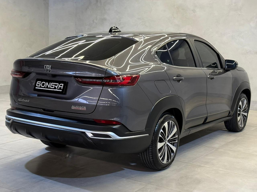 Foto do veículo FIAT FASTBACK  AUDACE 2023 52.151 KM 103.900,00