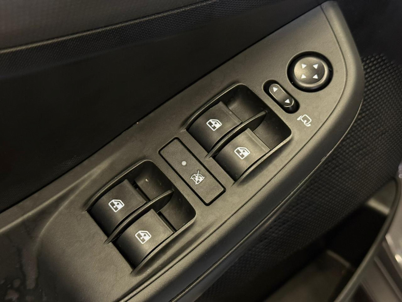 Foto do veículo FIAT FASTBACK  AUDACE 2023 52.151 KM 103.900,00