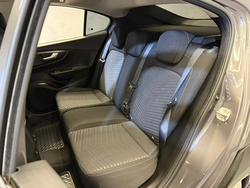 Foto do veículo FIAT FASTBACK  AUDACE 2023 52.151 KM 103.900,00