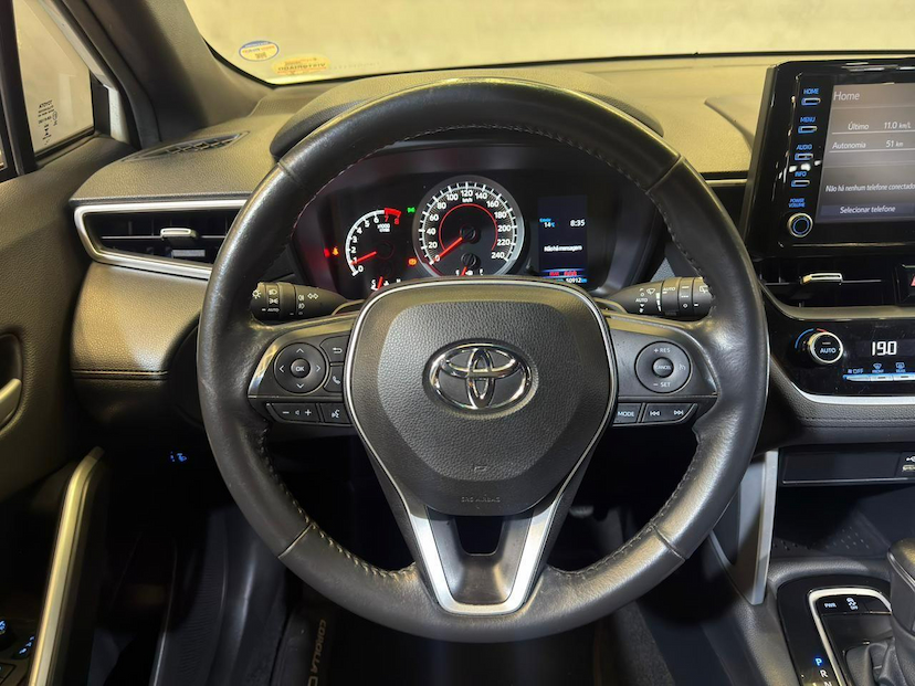 Foto do veículo TOYOTA COROLLA CROSS  XRE 2.0 FLEX AUT 2022 50.786 KM 136.900,00