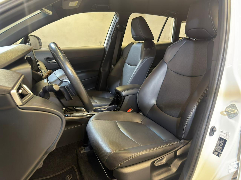 Foto do veículo TOYOTA COROLLA CROSS  XRE 2.0 FLEX AUT 2022 50.786 KM 136.900,00