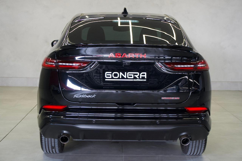 Foto do veículo FIAT FASTBACK  ABARTH 270 2025 8.445 KM 144.900,00