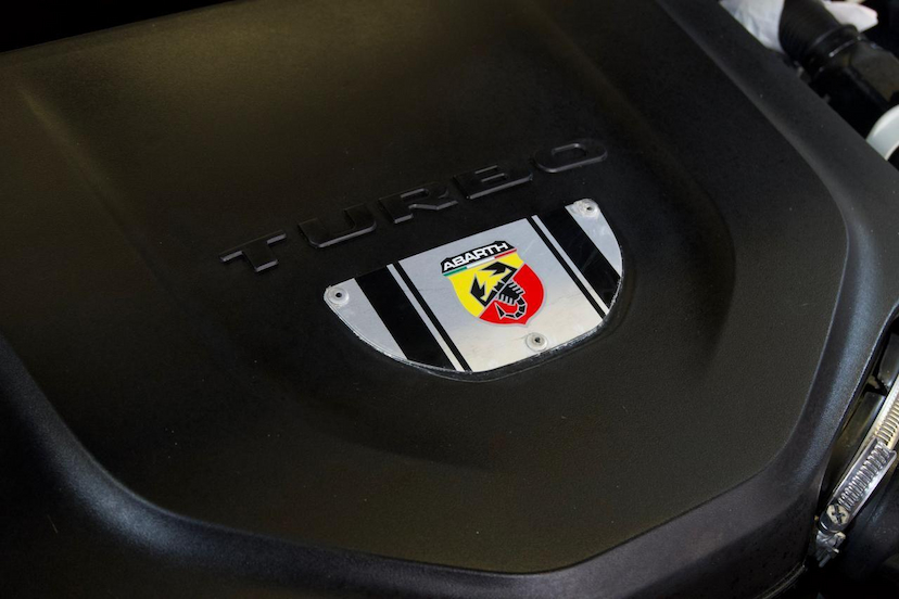Foto do veículo FIAT FASTBACK  ABARTH 270 2025 8.445 KM 144.900,00