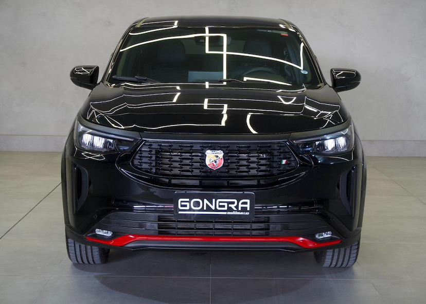 Foto do veículo FIAT FASTBACK  ABARTH 270 2025 8.445 KM 144.900,00