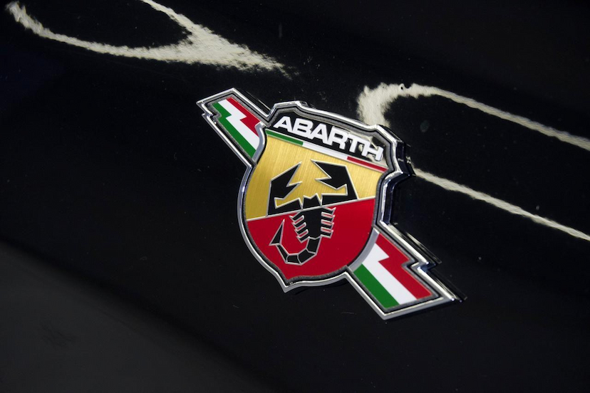 Foto do veículo FIAT FASTBACK  ABARTH 270 2025 8.445 KM 144.900,00