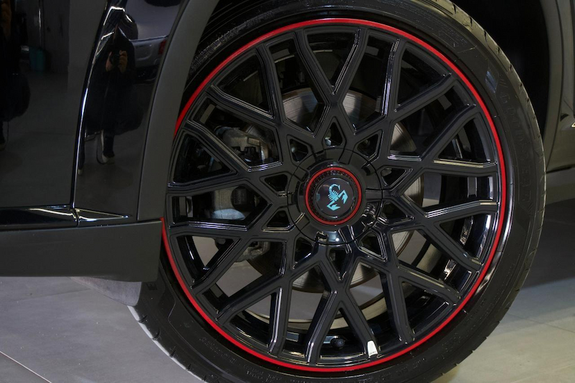 Foto do veículo FIAT FASTBACK  ABARTH 270 2025 8.445 KM 144.900,00