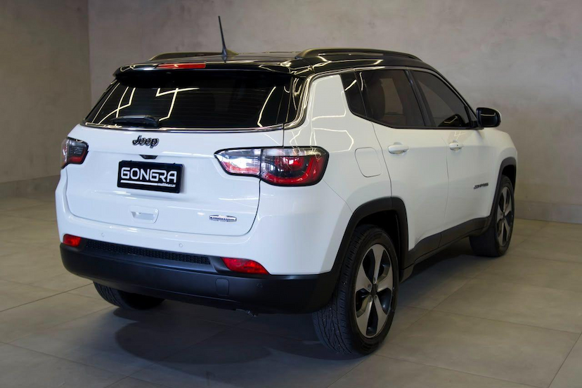 Foto do veículo JEEP COMPASS  LONGITUDE 2.0 4X2 FLEX 16V AUT 2018 91.999 KM 87.900,00