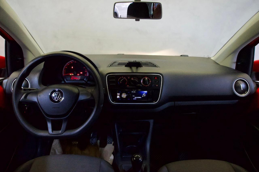 Foto do veículo VOLKSWAGEN UP  TAKE MCV 2018 92.064 KM 49.900,00