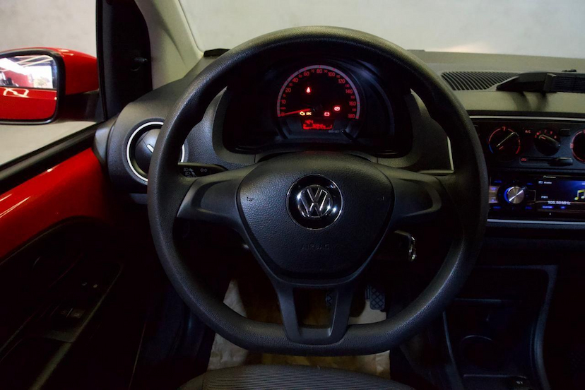 Foto do veículo VOLKSWAGEN UP  TAKE MCV 2018 92.064 KM 49.900,00