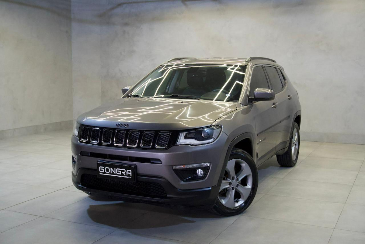 Foto do veículo JEEP COMPASS  LONGITUDE 2.0 FLEX 16V AUT 2018/2018 95.600 KM R$ 87.900,00