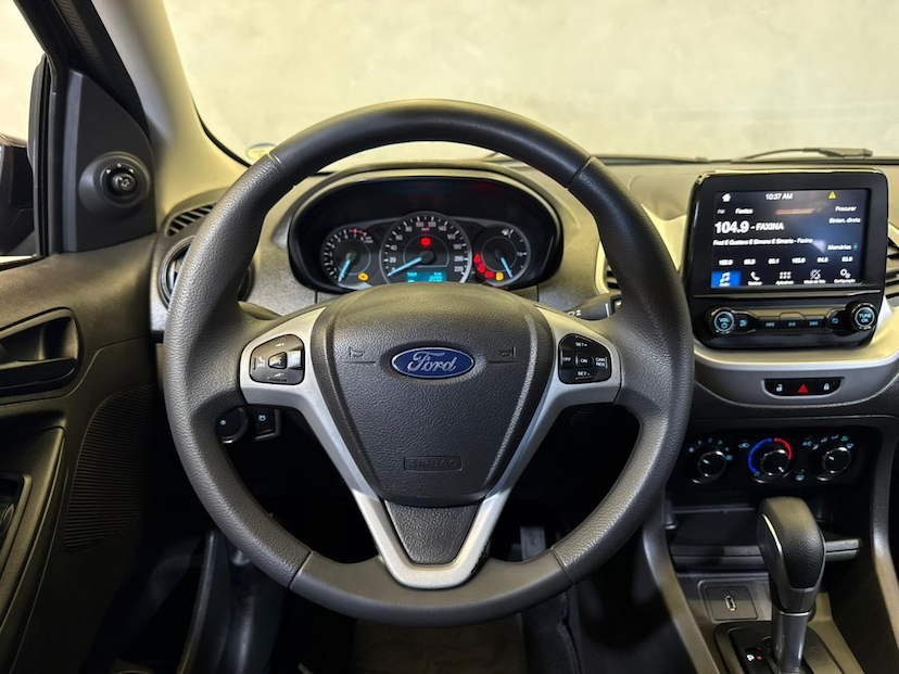 Foto do veículo FORD KA  1.5 SE PLUS 12V FLEX 5P AUT. 2021 85.354 KM 63.900,00