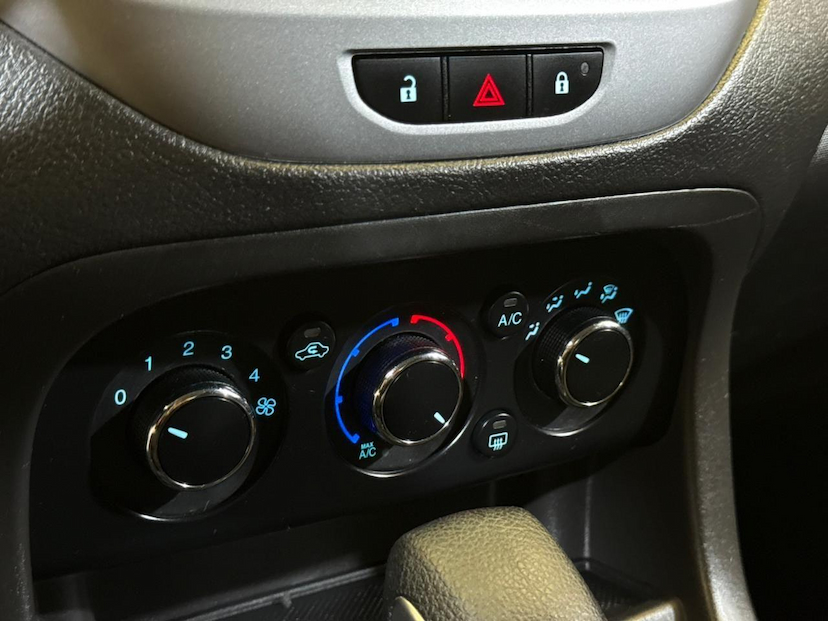 Foto do veículo FORD KA  1.5 SE PLUS 12V FLEX 5P AUT. 2021 85.354 KM 63.900,00