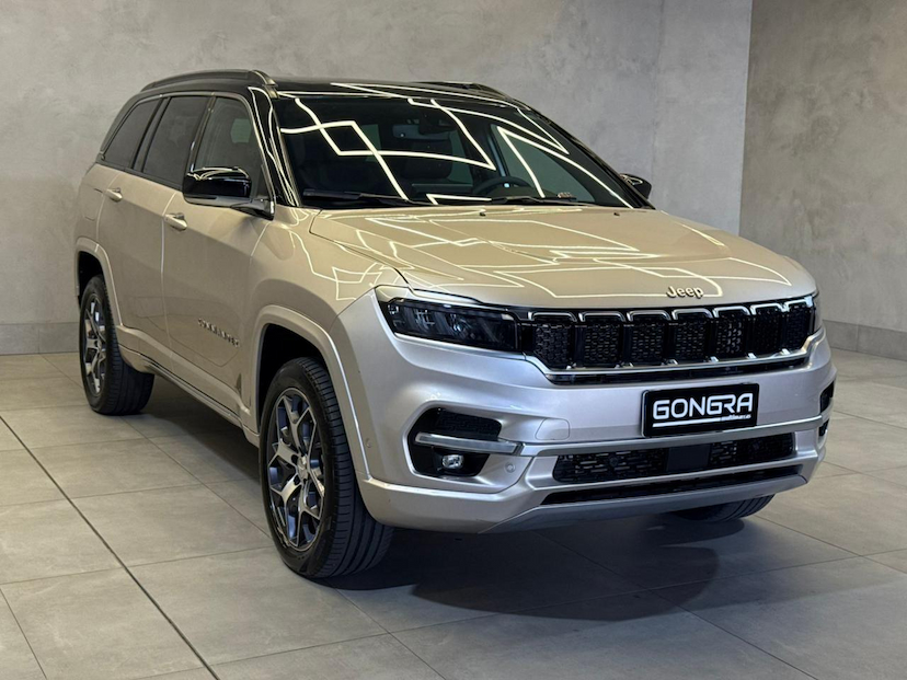 Foto do veículo JEEP COMMANDER  OVERLAND TD380 4X4 TURBO DIESEL 2025 27.445 KM 218.900,00