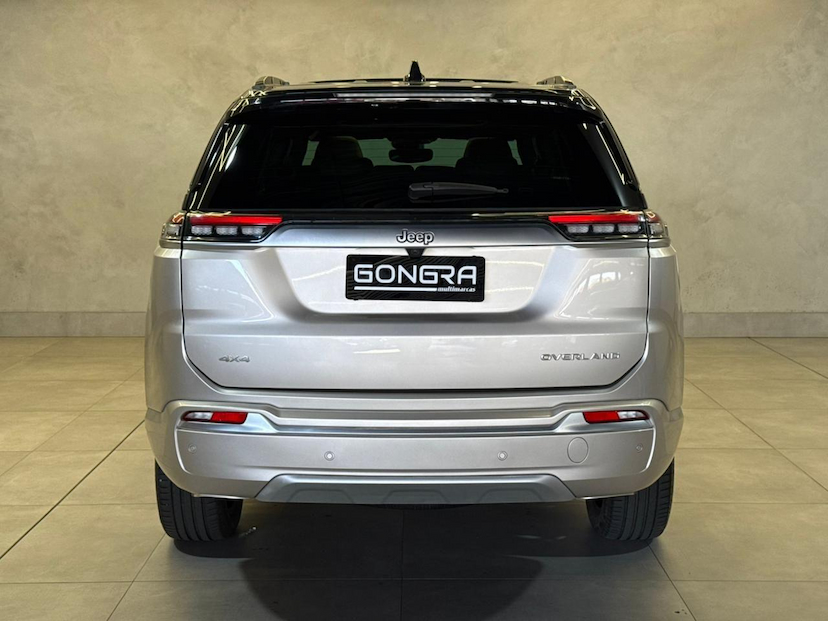 Foto do veículo JEEP COMMANDER  OVERLAND TD380 4X4 TURBO DIESEL 2025 27.445 KM 218.900,00