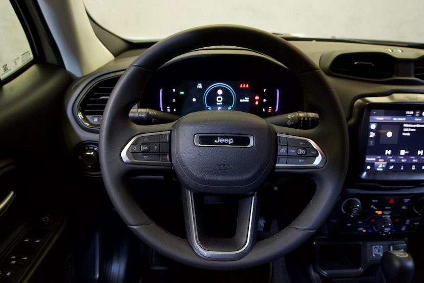Foto do veículo JEEP RENEGADE  LGTD T270 2025 12.854 KM 124.900,00