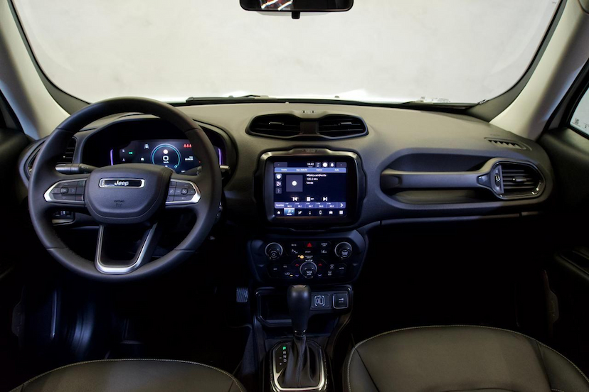 Foto do veículo JEEP RENEGADE  LGTD T270 2025 12.854 KM 124.900,00