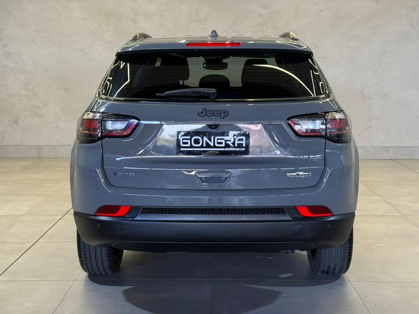 Foto do veículo JEEP COMPASS  LONG. T270 1.3 TB 4X2 FLEX AUT. 2023 15.018 KM 129.900,00