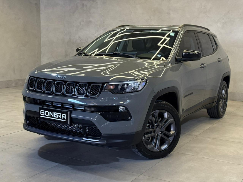 Foto do veículo JEEP COMPASS  LONG. T270 1.3 TB 4X2 FLEX AUT. 2023 15.018 KM 129.900,00
