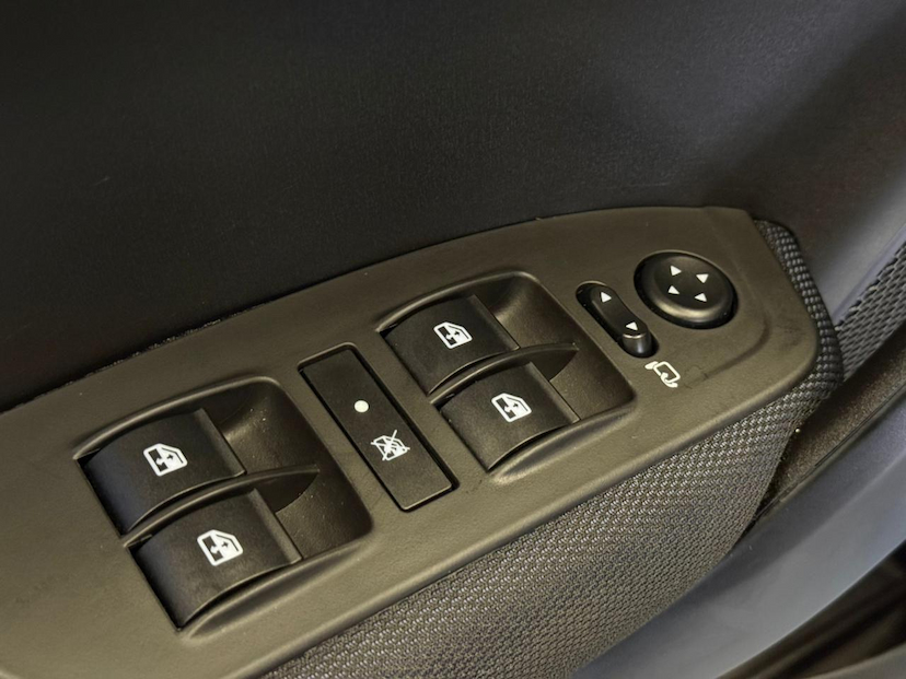 Foto do veículo FIAT ARGO  TREKKING 1.3AT 2025 7.954 KM 94.900,00