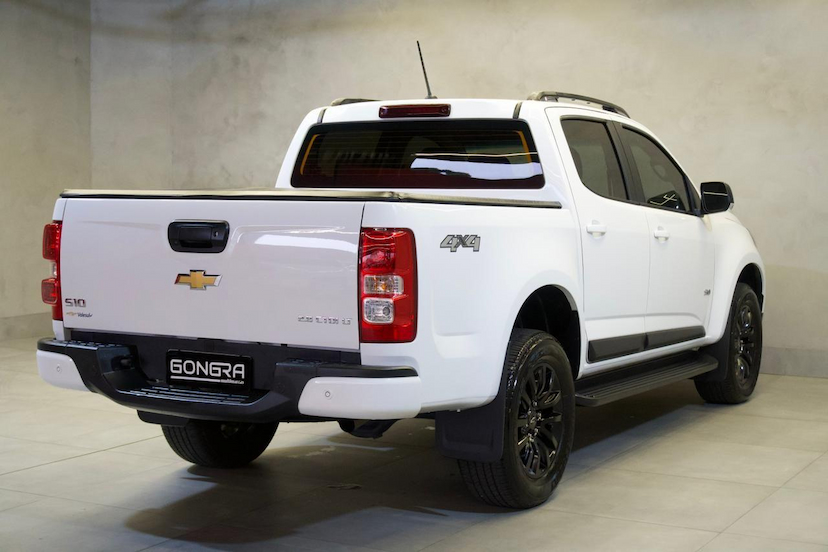 Foto do veículo CHEVROLET S10  LT DD4A 2023 24.700 KM 175.900,00