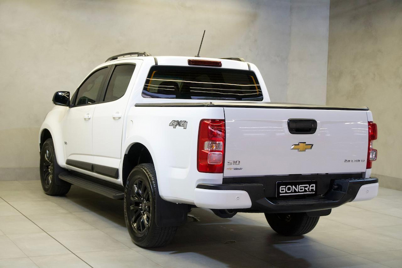 Foto do veículo CHEVROLET S10  LT DD4A 2023 24.700 KM 175.900,00