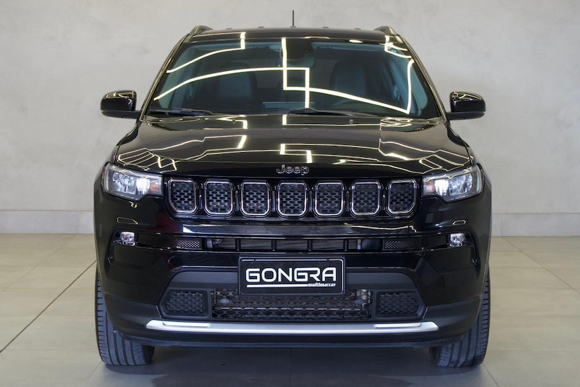 Foto do veículo JEEP COMPASS  LONG TF 2022 38.000 KM 126.900,00