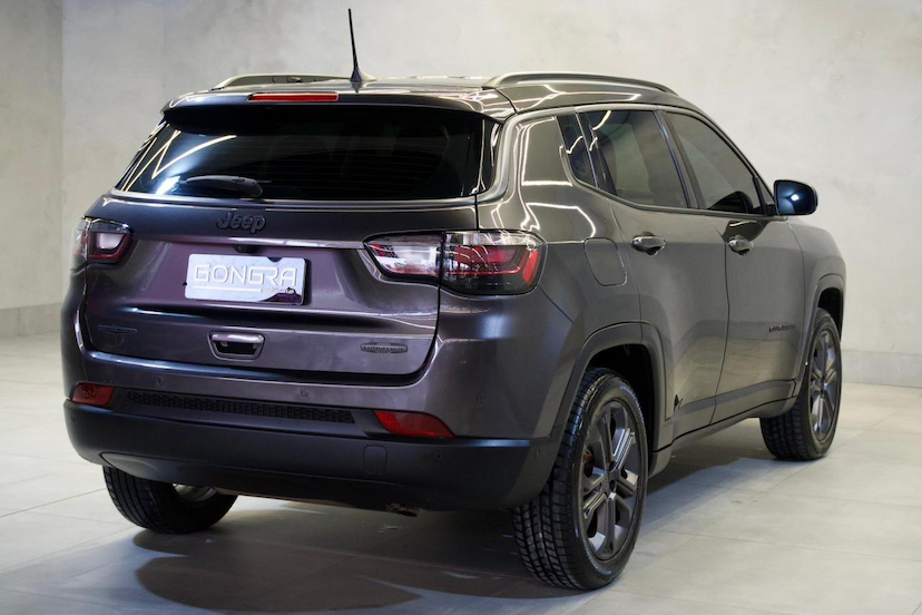 Foto do veículo JEEP COMPASS  LON NIG, EAGLE 1.3 4X2 FLEX AUT. 2025 17.840 KM 156.900,00